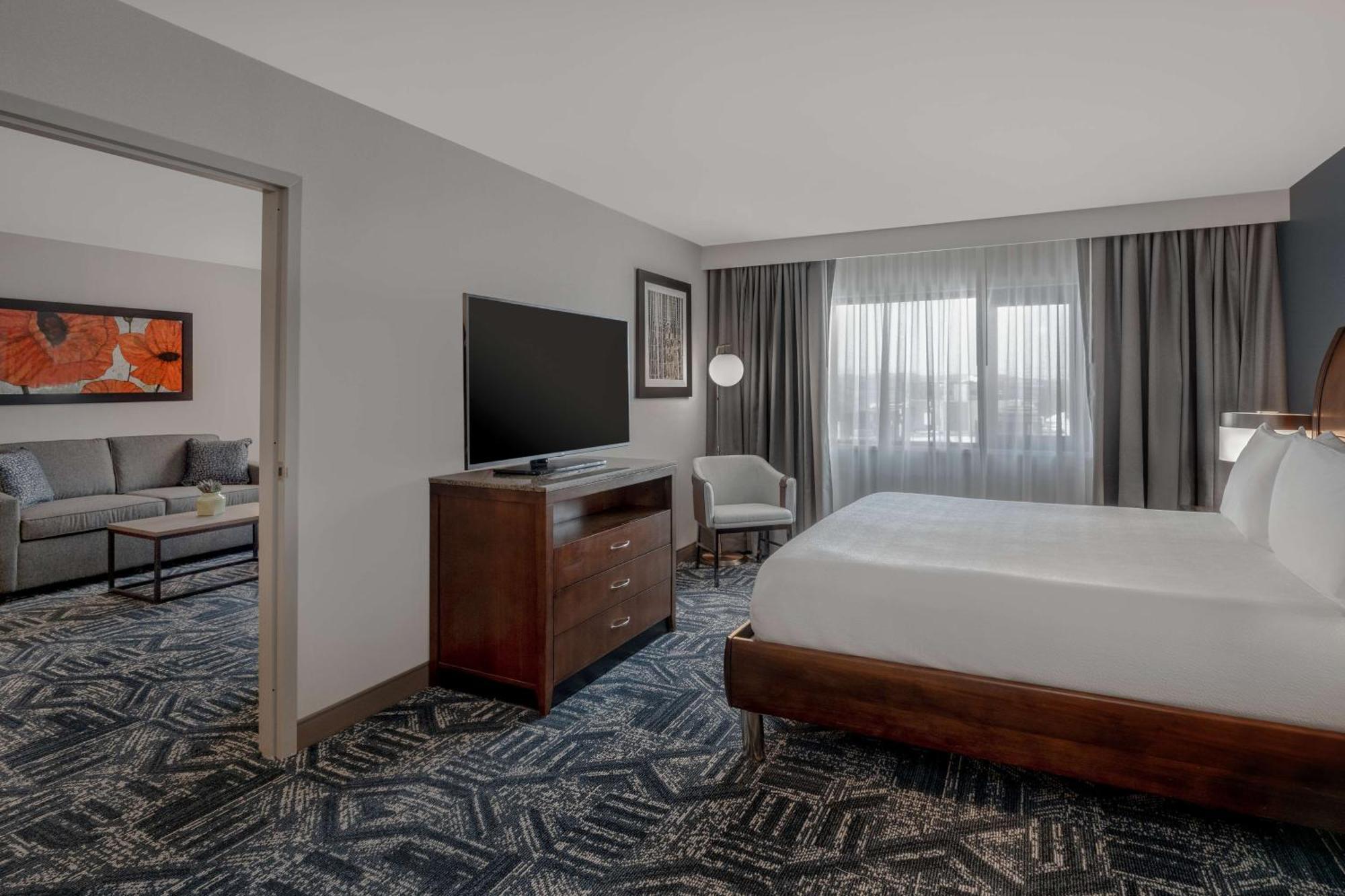 Hilton Garden Downtown Inn 3*