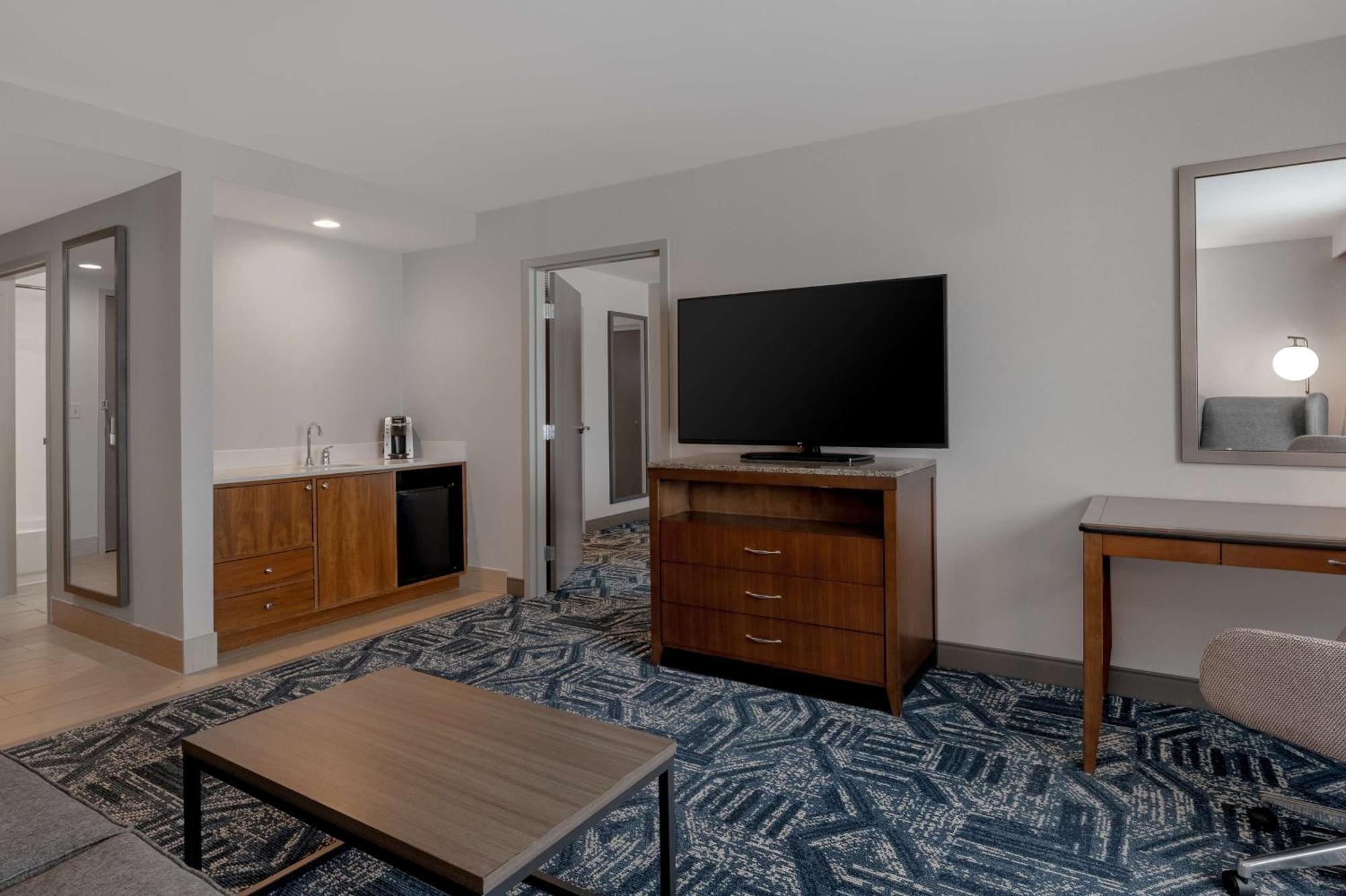 Hilton Garden Downtown Burlington