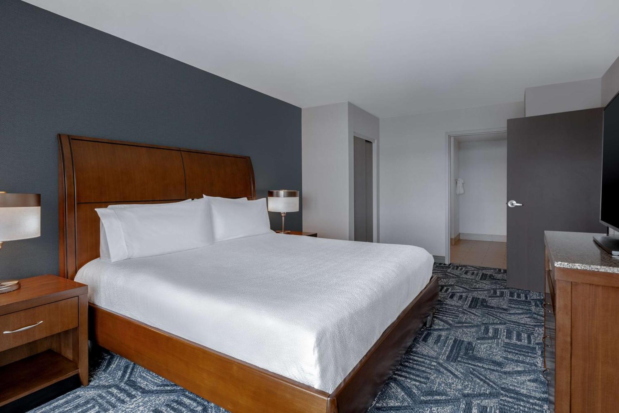 Hilton Garden Downtown 3* Burlington